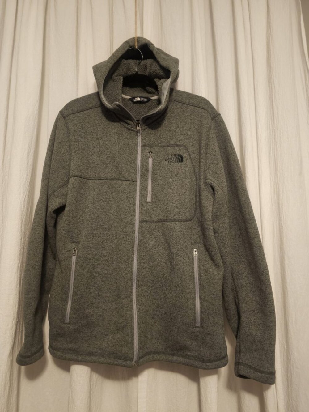The North Face Men’s Gray Hooded Full Zip Fleece Jacket Size Large